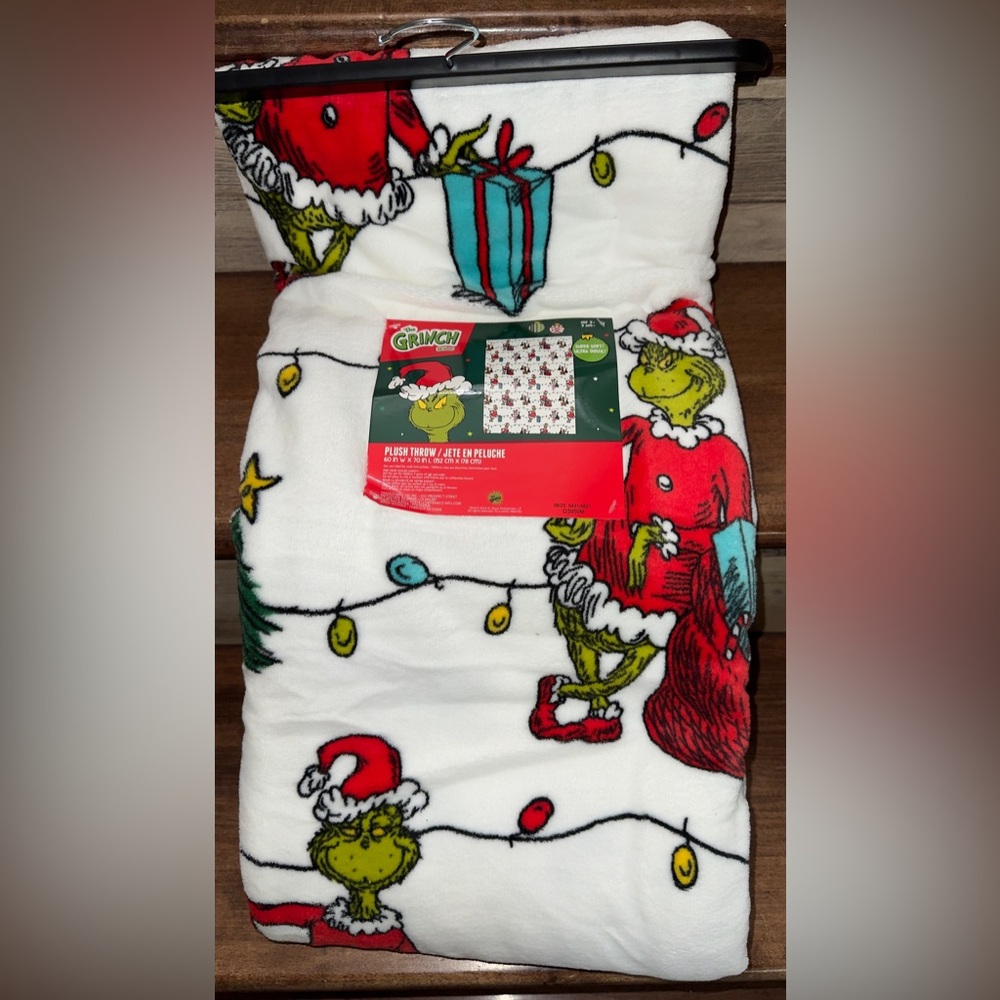 Cute 🥰 Dr. Seuss The Grinch Christmas 🎄 Super Soft Plush Throw Blanket 60”x70”